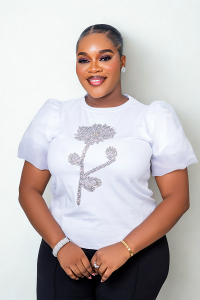 Top With Stones And Puff Sleeves