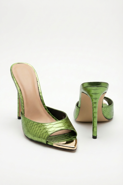 High Slippers With Gold