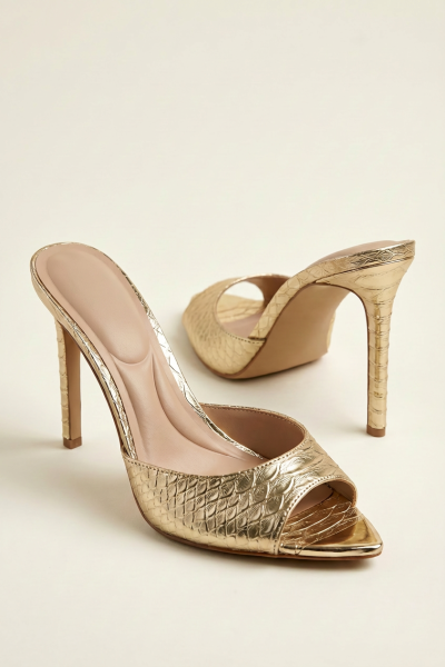 High Slippers With Gold