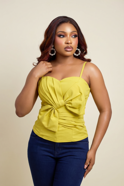 Spaghetti Cossetted Top With Bow At Chest