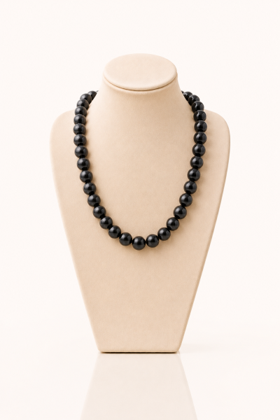 Noir Pearl Necklace