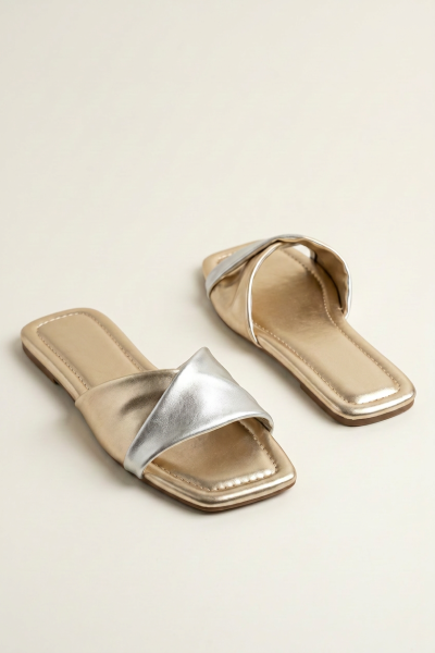 Flat Crossed Slippers