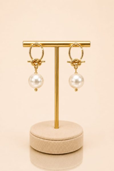 Drop Earring With Pearl